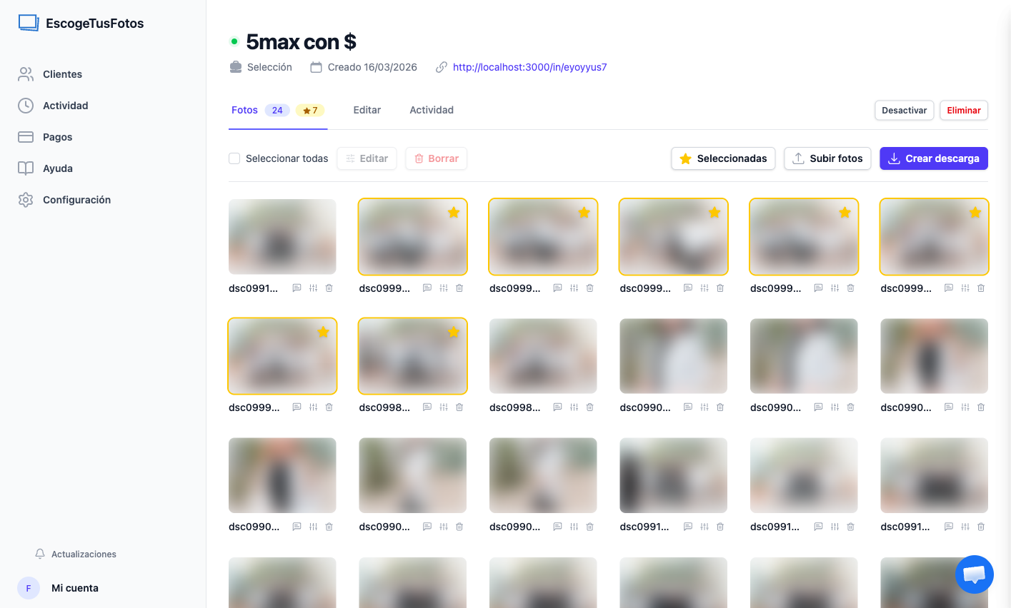 Pantalla de subida de fotos con grid de imágenes